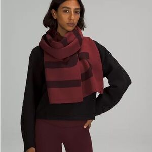 Lululemon Merino wool blend Burgundy logo Wrap